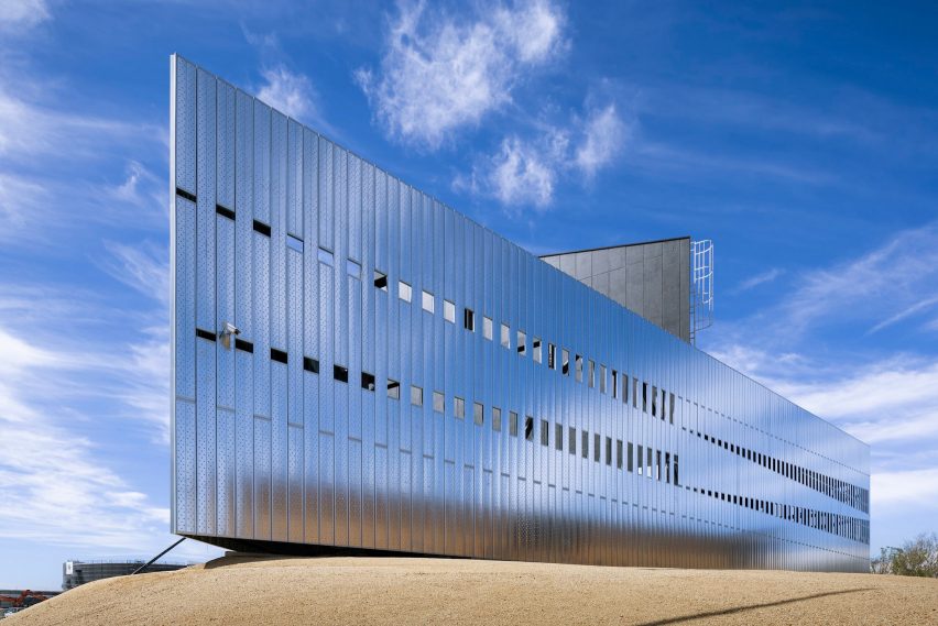 Mitsubishi Pavilion by Mitsubishi Jisho Design