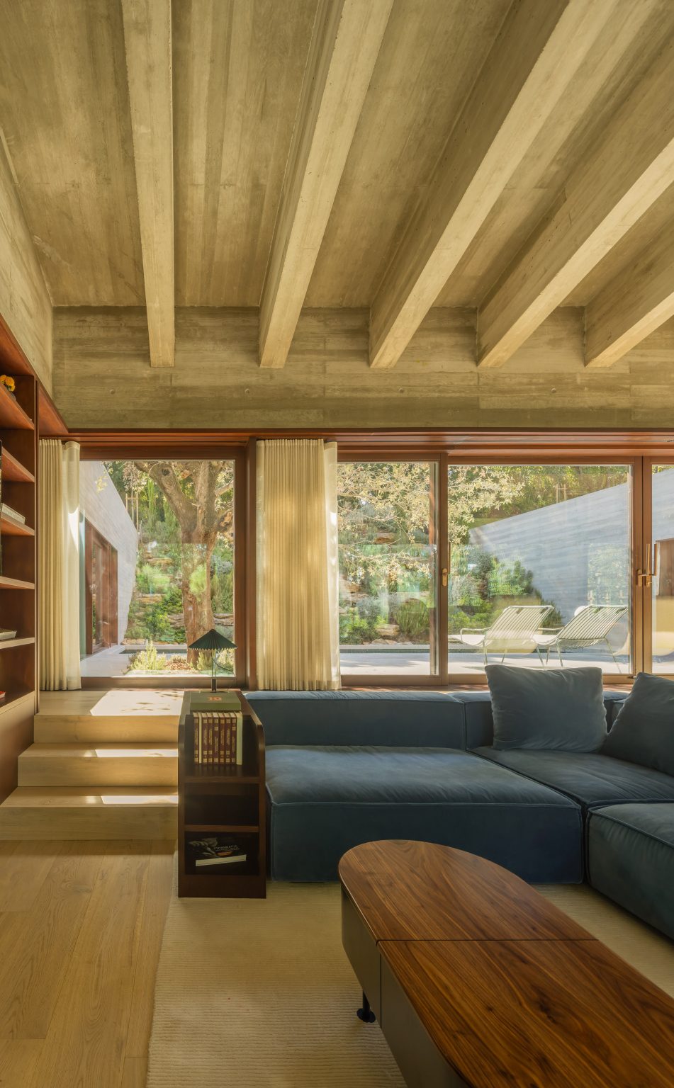 Oeiras House by OODA