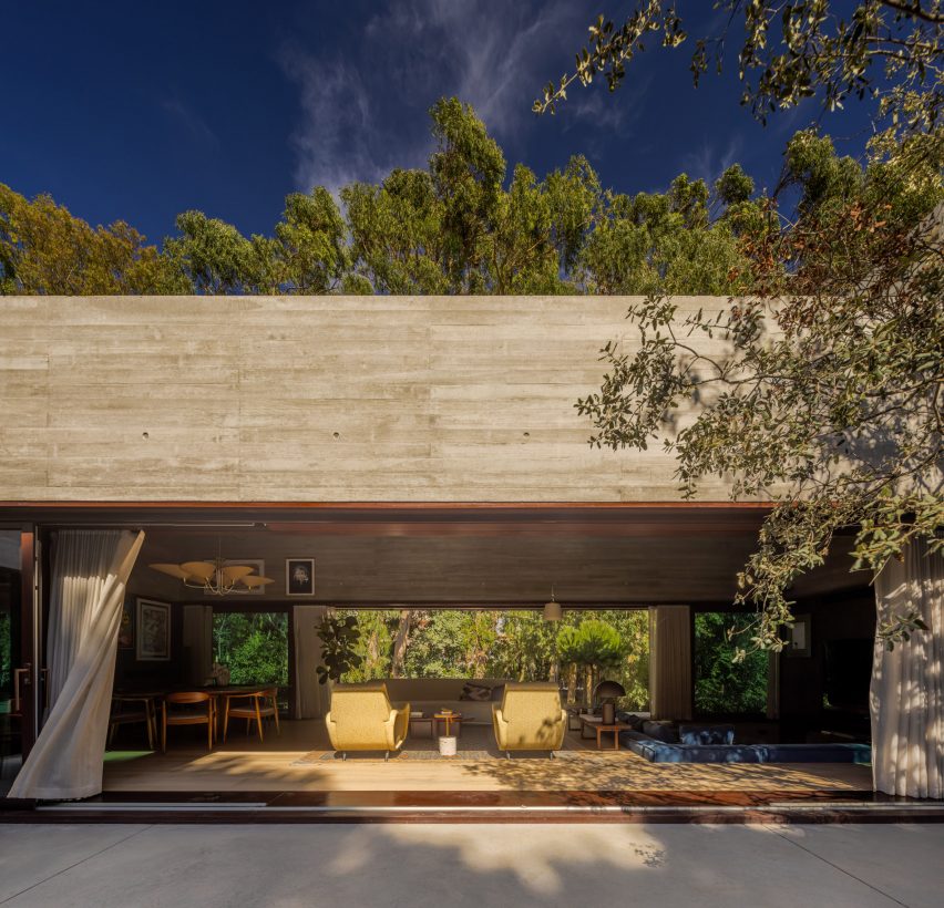 Oeiras House by OODA
