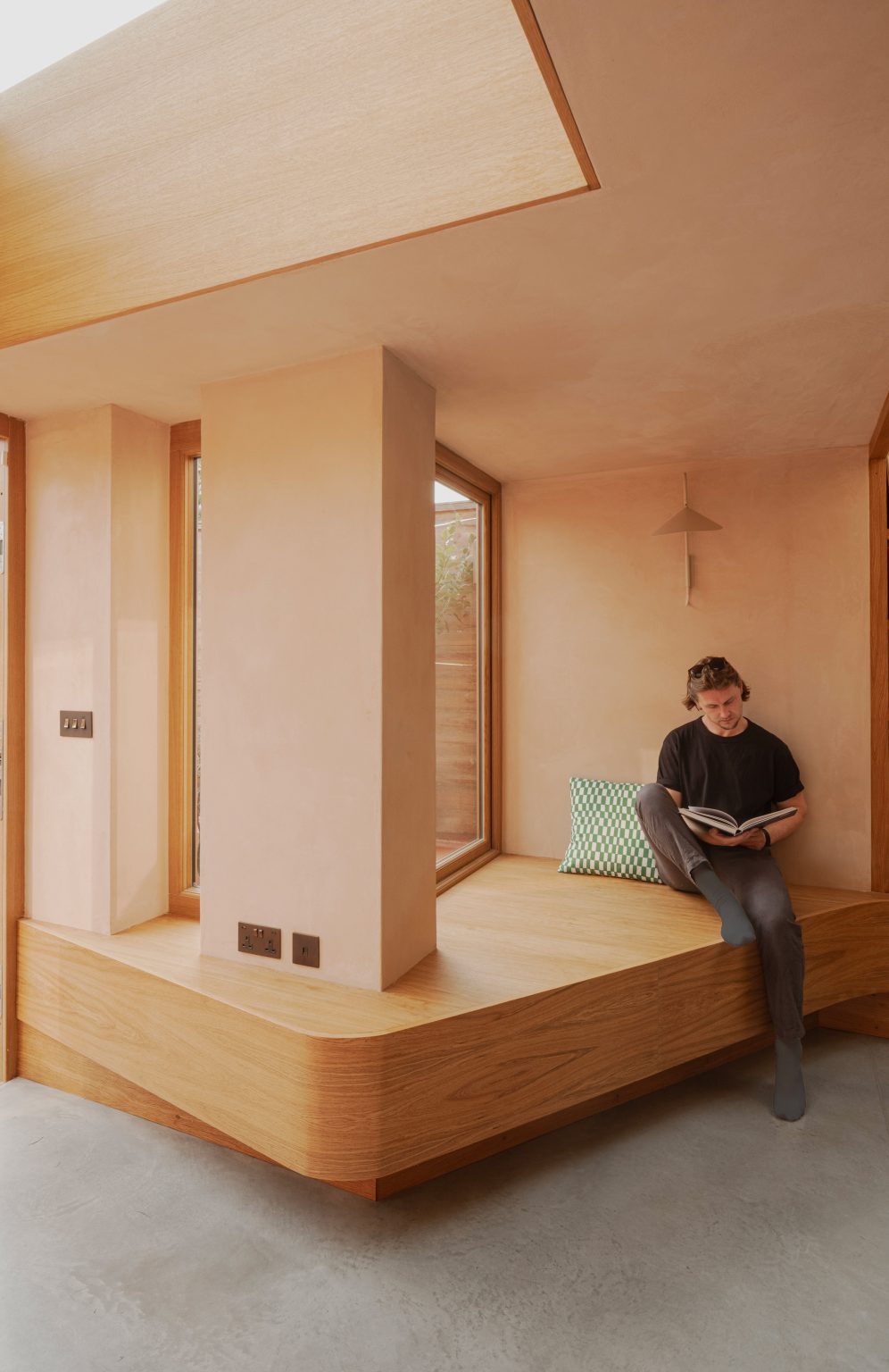 Clay House by Pensaer