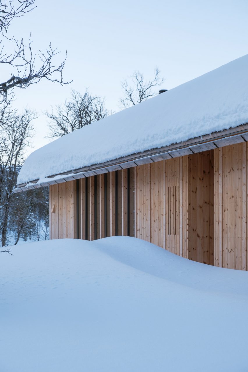 Timber Nest cabin in Norway by Quentin Desfarges