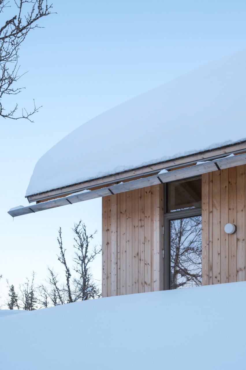 Timber Nest cabin in Norway by Quentin Desfarges
