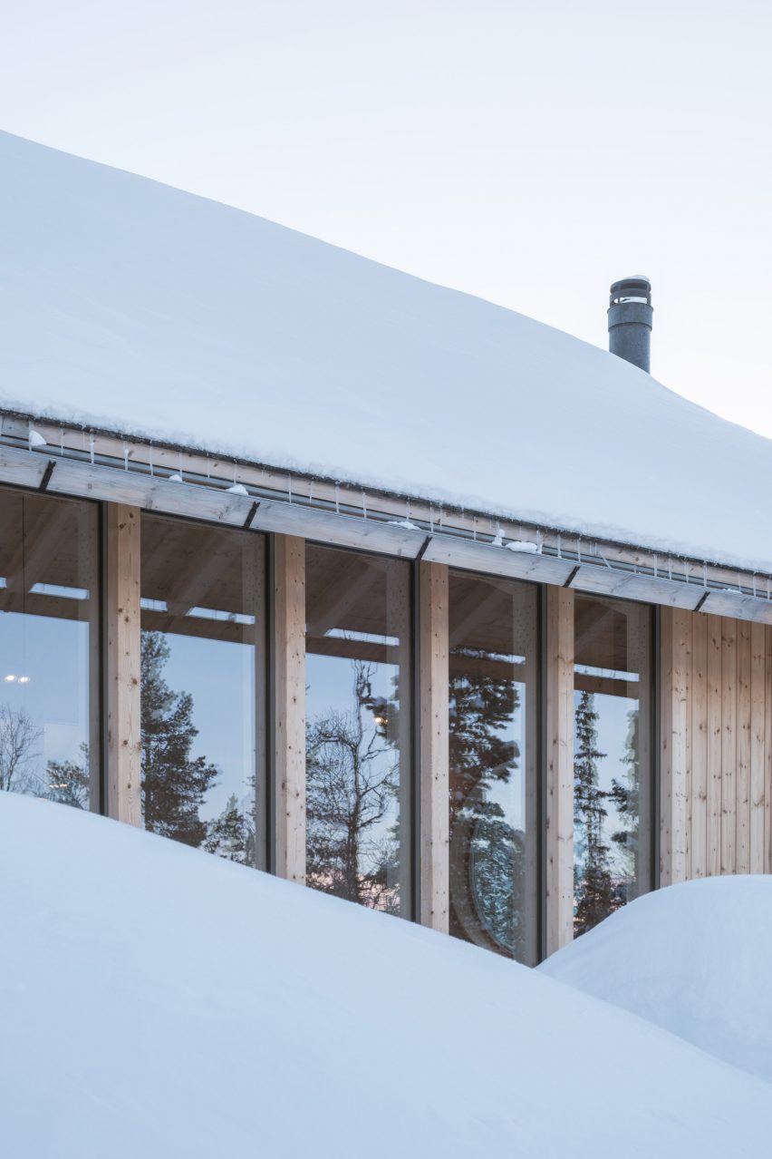 Timber Nest cabin in Norway by Quentin Desfarges
