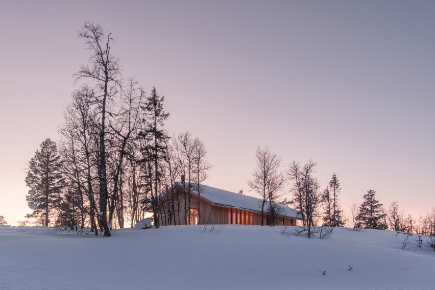 Timber Nest cabin in Norway by Quentin Desfarges