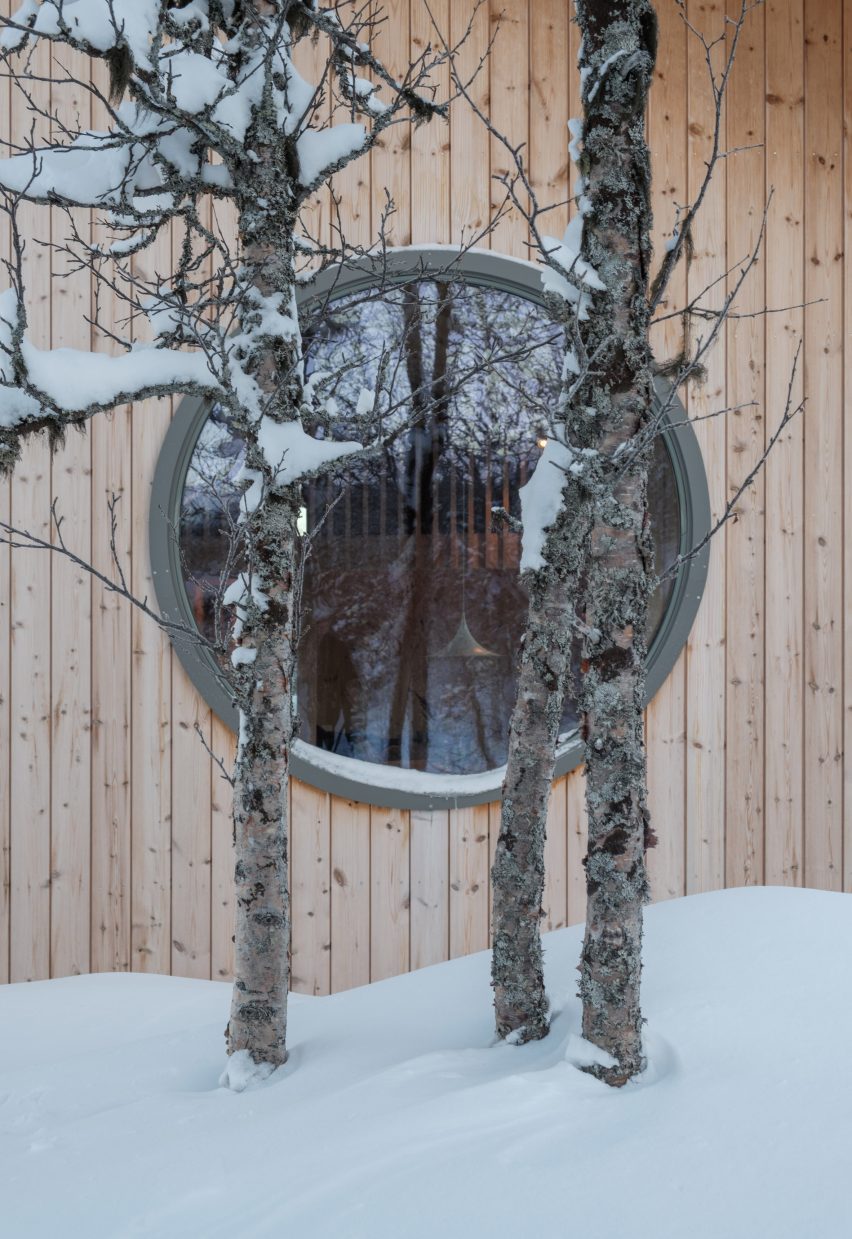 Timber Nest cabin in Norway by Quentin Desfarges