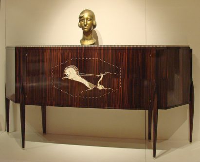 Ruhlmann's Meuble au Char Sideboard