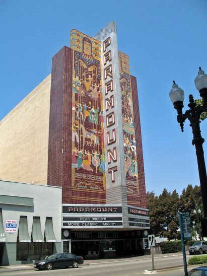 Art deco buildings usa
