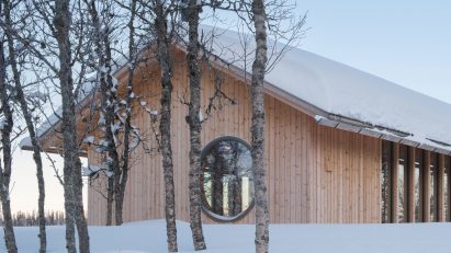 Timber Nest cabin in Norway by Quentin Desfarges