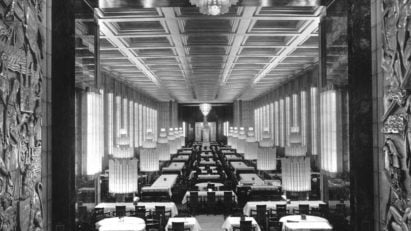 Dining hall of SS Normandie