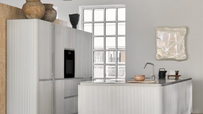 V3 modular kitchen by Vipp