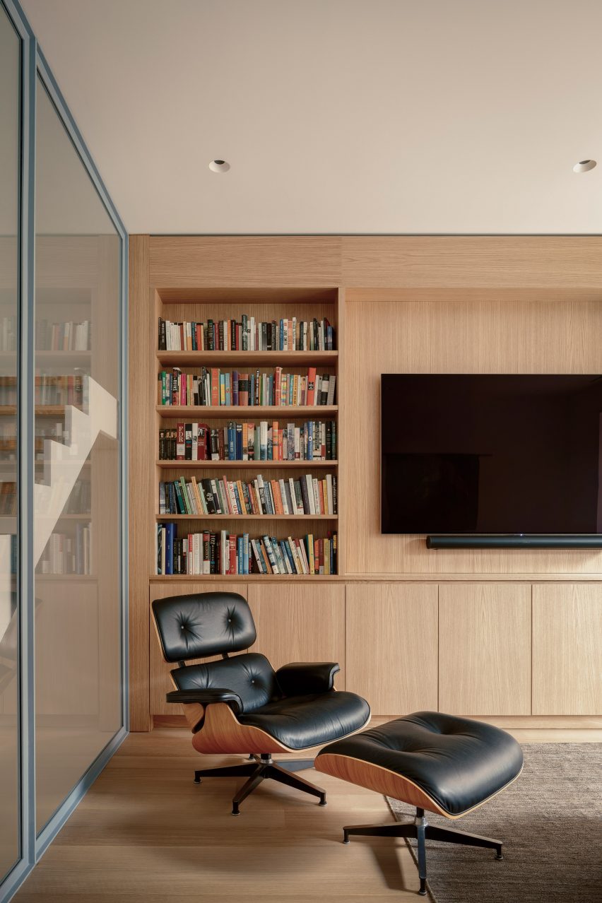 Void House by Light and Air Architecture