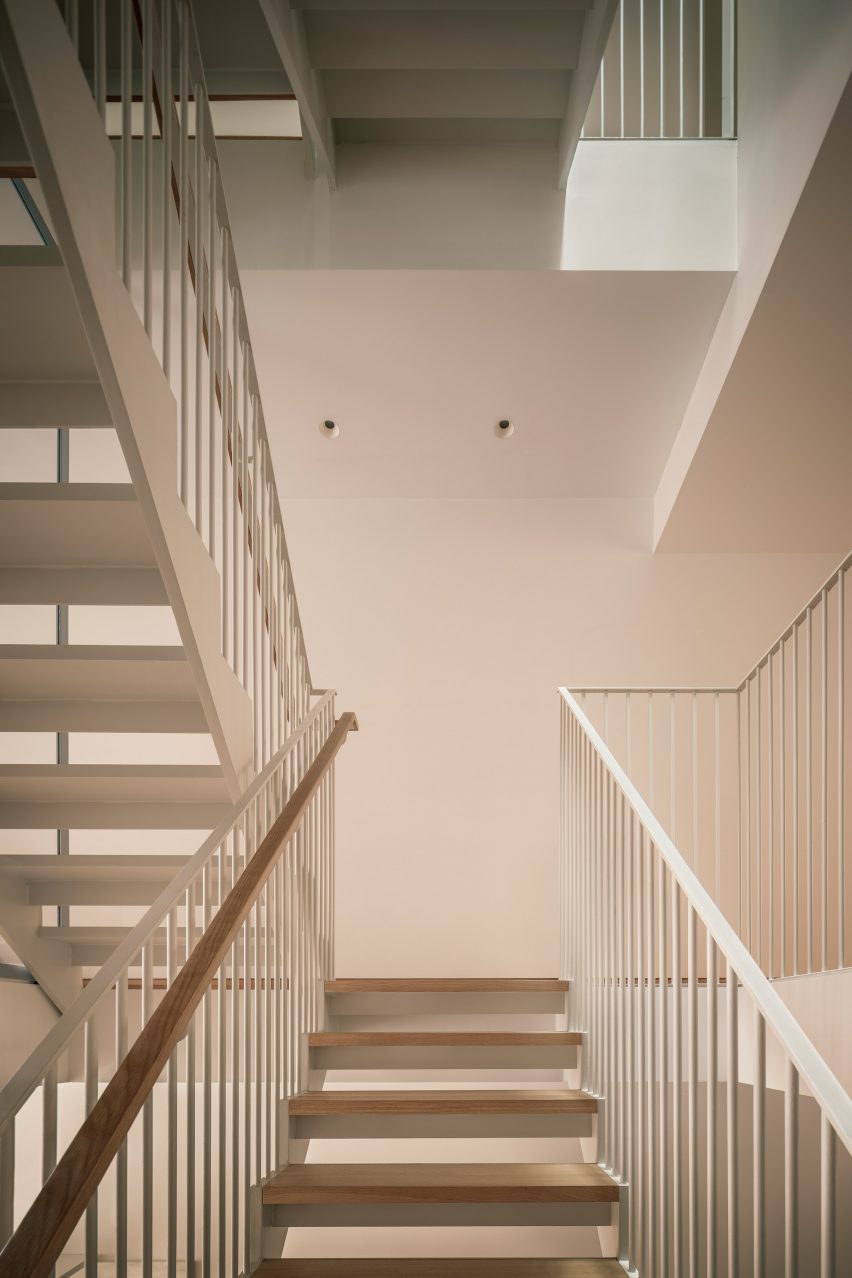 Void House by Light and Air Architecture
