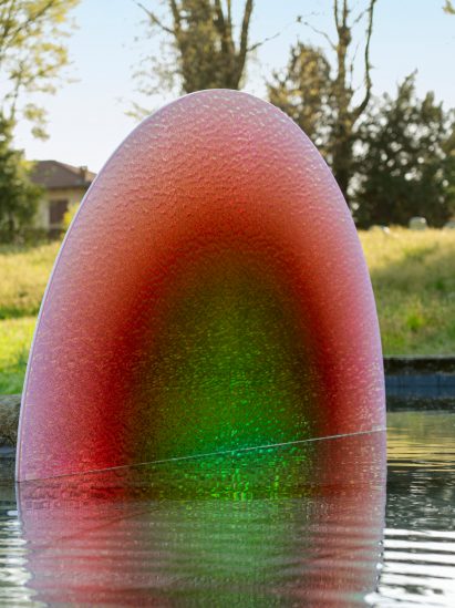 Rive Roshan's colour-changing installation doubles as a solar collector