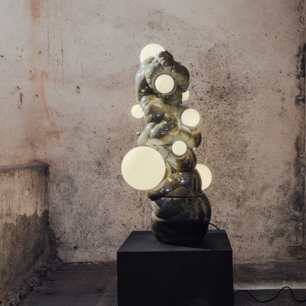Forma Rosa combines digital design with handcraft to create biomorphic ceramics