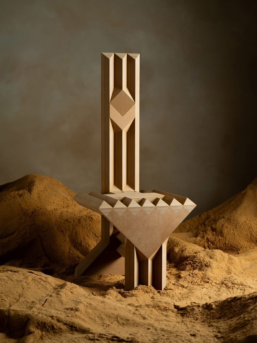Deus Ex Machina by Arno Hoogland