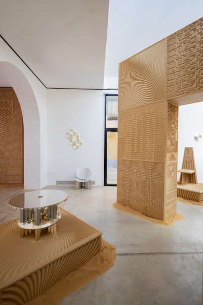 MDF temple in Deus Ex Machina by Arno Hoogland