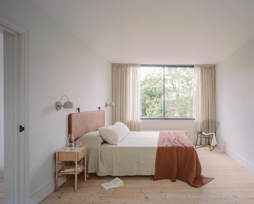 Lordship House by Bindloss Dawes
