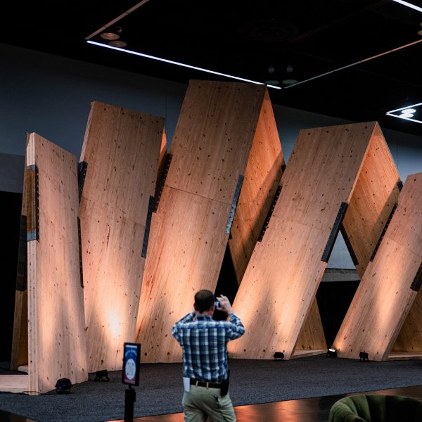 Structure made of wood panels