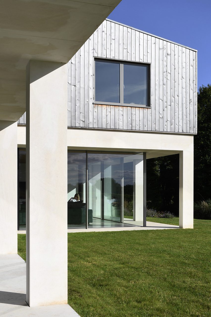 Field House by Wilkinson King Architecture