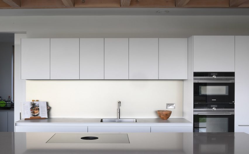 Field House by Wilkinson King Architecture
