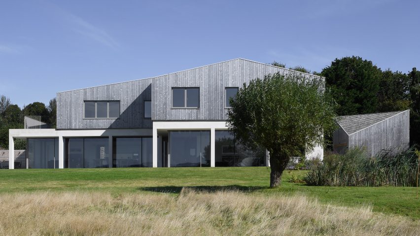 Field House by Wilkinson King Architecture