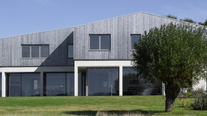 Field House by Wilkinson King Architecture