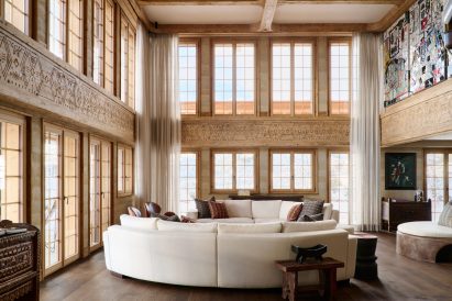Living space within private residence by Francis Kéré and Nachson Mimran