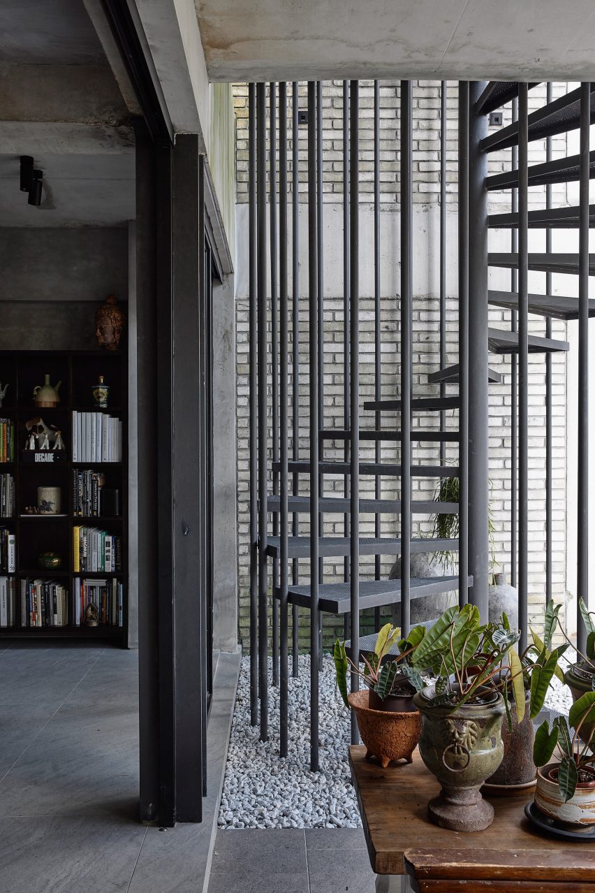 Oku House by Freight Architects
