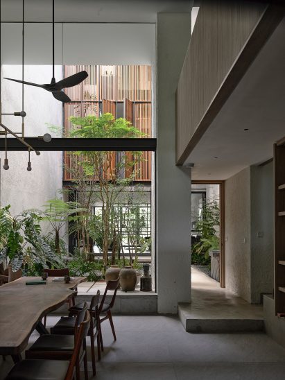 Dining space within home by Freight Architects
