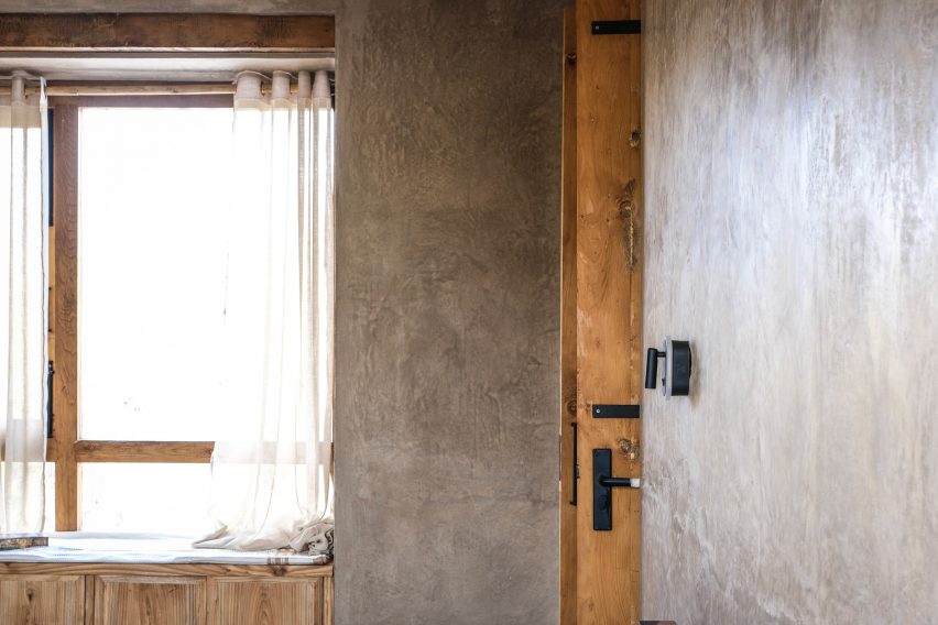 Gulzar's Residence by Field Architects