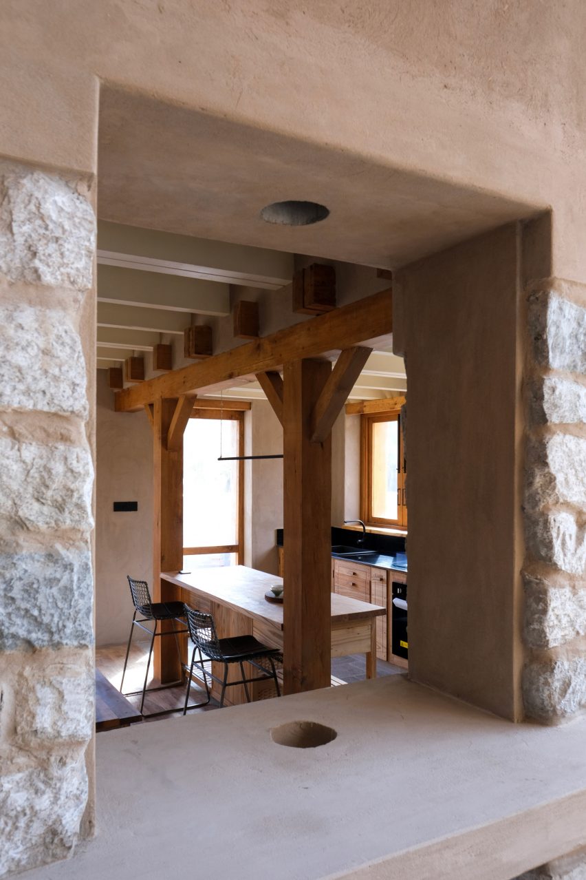 Gulzar's Residence by Field Architects