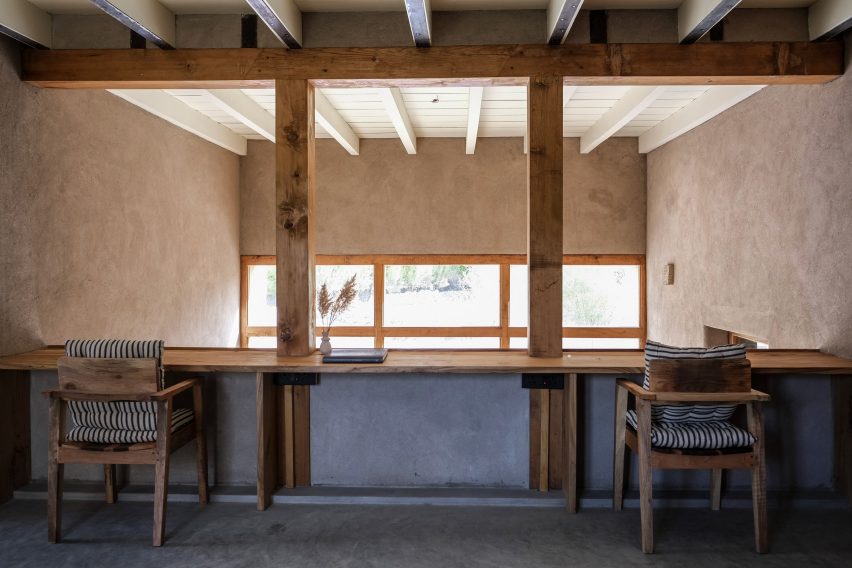 Gulzar's Residence by Field Architects