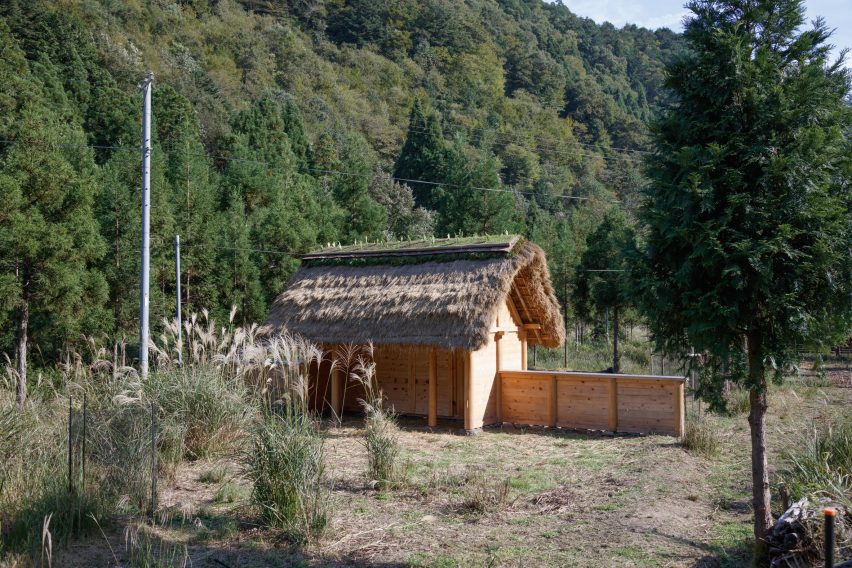 Hitsujigoya sheep pen in Japan by 2m26