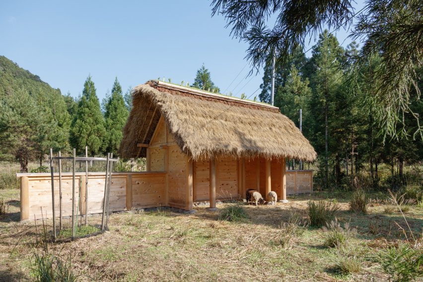 Hitsujigoya sheep pen in Japan by 2m26