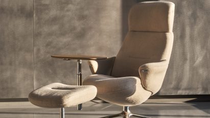 Diffrient Lounge Chair from Humanscale