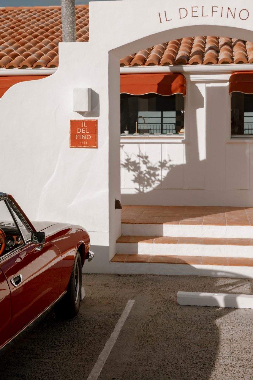 White washed stucco walls and bespoke ceramic tiles