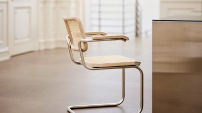 Pale canework S 64 chair