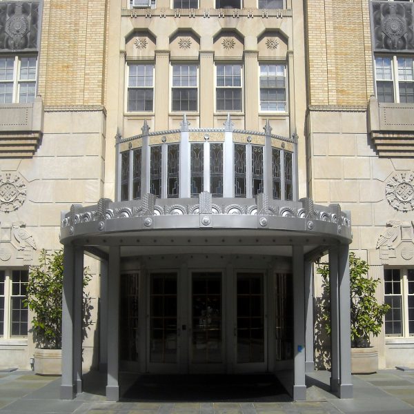 Front view of the Kennedy-Warren Apartment Building