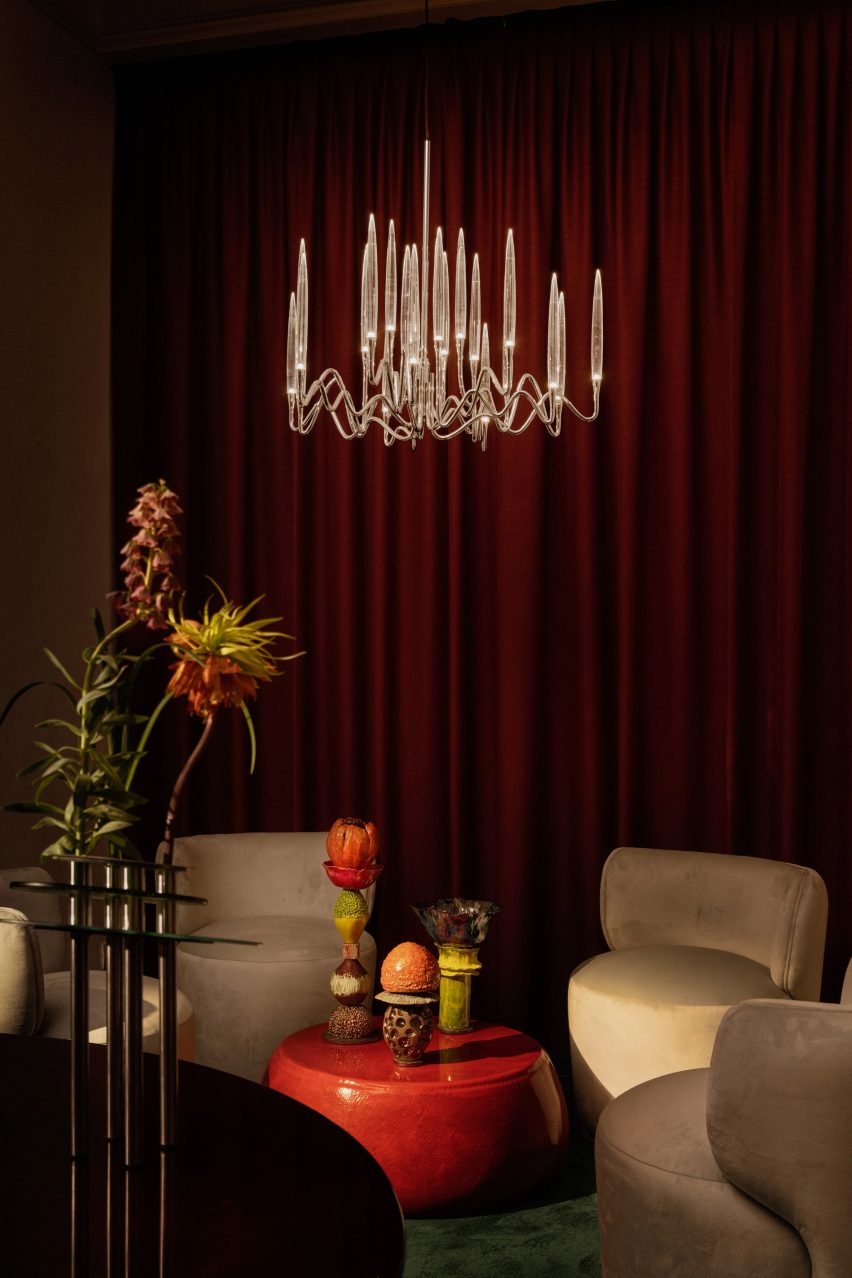 The Lounge by Artemest