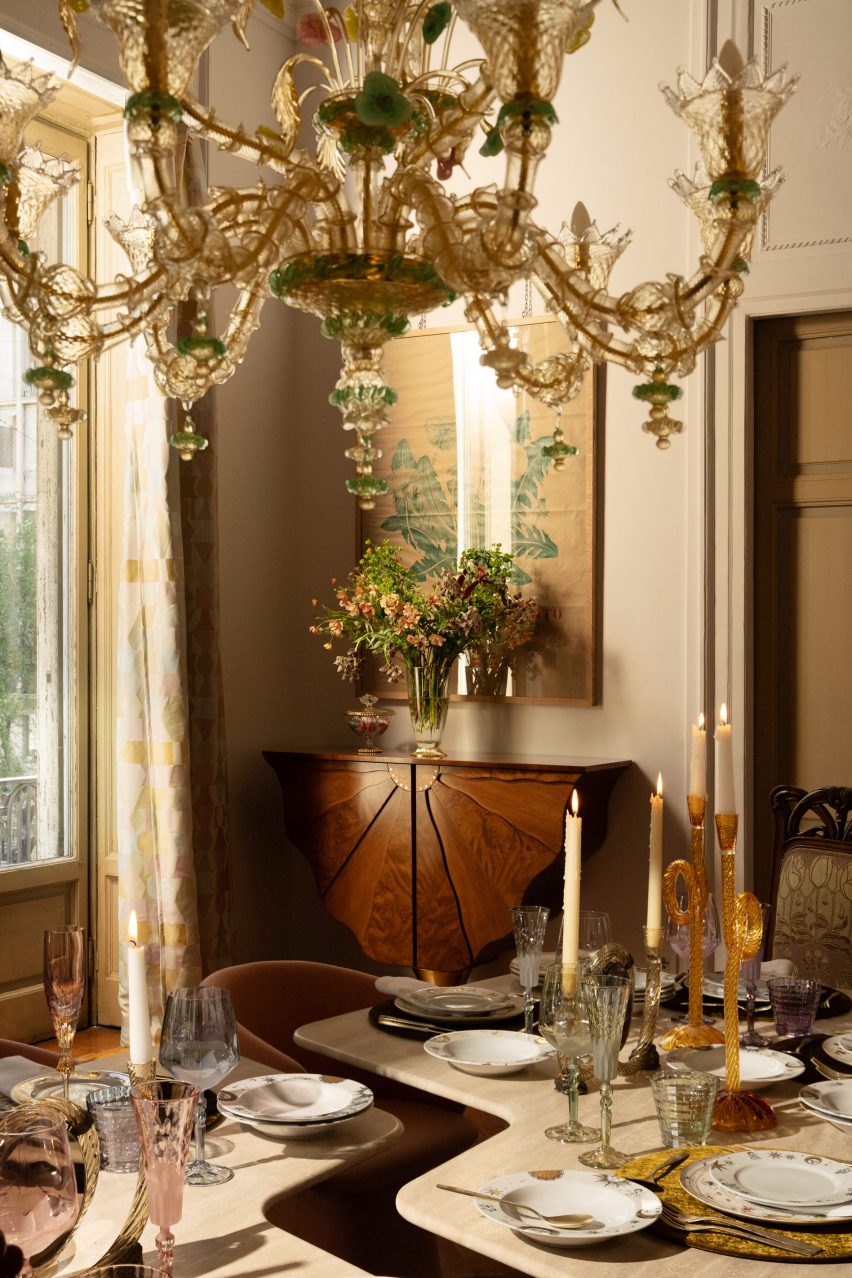 The Dining Room by Romanek Design Studio at L'Appartamento by Artemest