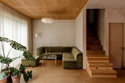 Living room with plaster walls