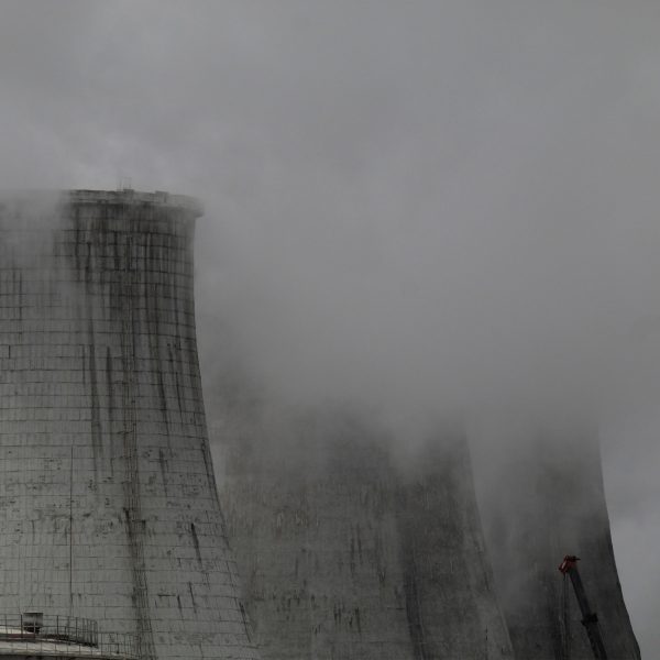 Power station cooling towers