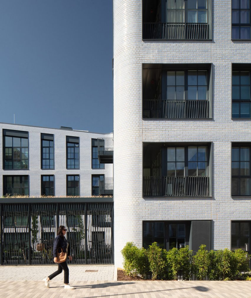 Rubicon housing by Alison Brooks Architects