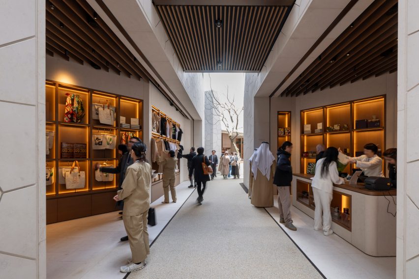 Saudi Arabia Pavilion by Foster + Partners and Journey