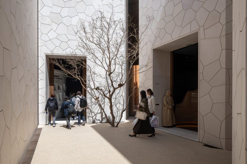 Saudi Arabia Pavilion by Foster + Partners and Journey
