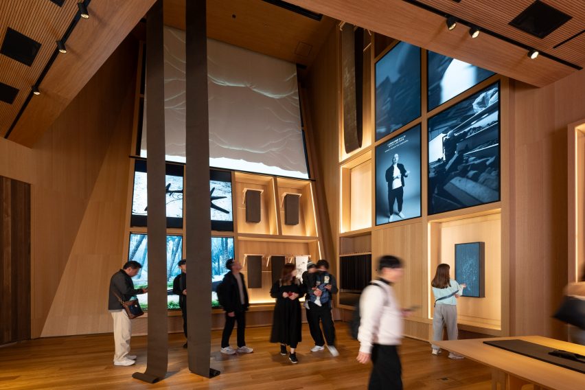 Saudi Arabia Pavilion by Foster + Partners and Journey