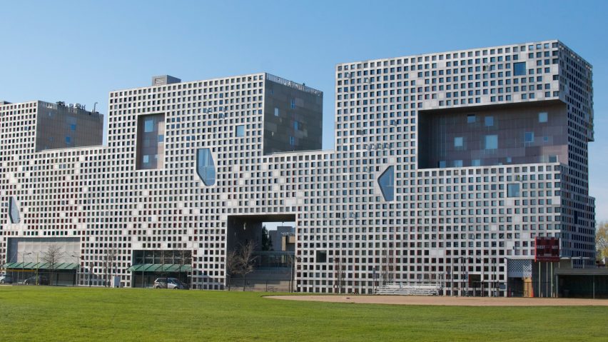 Simmons Hall Steven Holl