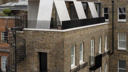 Covent Garden Apartment by Carmody Groarke