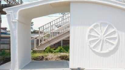 3D-printed railway station in Japan by Serendix