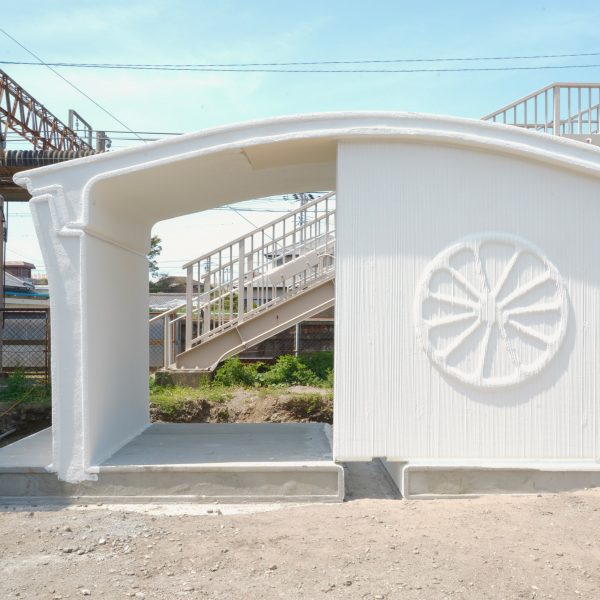3D-printed railway station in Japan by Serendix